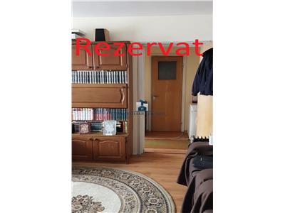 Vanzare Apartament 3 Camere Semidecomandat Berceni-Straja