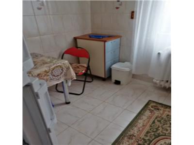 Vanzare Apartament 3 Camere Semidecomandat Str. Covasna