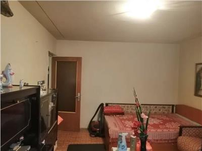 Vanzare Apartament 2 Camere Decomandat Berceni-Huedin