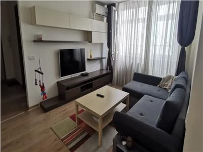 Vanzare Apartament 3 Camere Semidecomandat Berceni-Izvorul Oltului