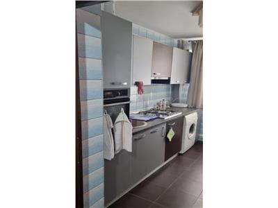 Vanzare Apartament 3 Camere Semidecomandat Giurgiului-Spinis