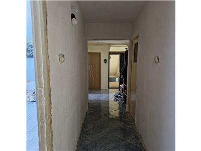 Vanzare Apartament 3 Camere Decomandat Piata Sudului