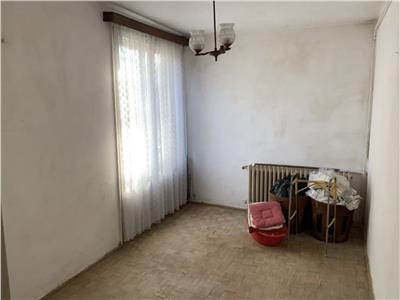 Vanzare Apartament 3 Camere Decomandat Berceni-Al.Secuilor