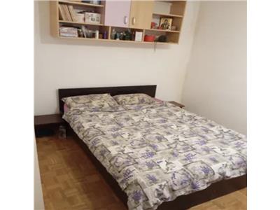 Vanzare Apartament 3 Camere Semidecomandat Berceni-Nitu Vasile