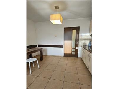 Inchiriere Apartament 3 Camere Semidecomandat Piata Sudului